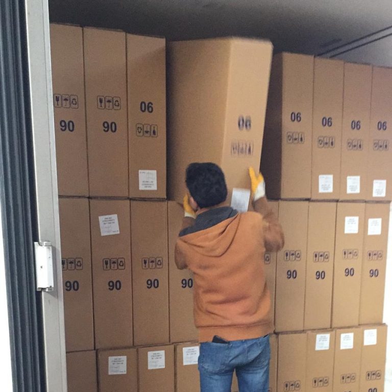 Optimization of container loading, fitting 150-200 flat-pack metal bunk beds into a 40ft HC container for export.